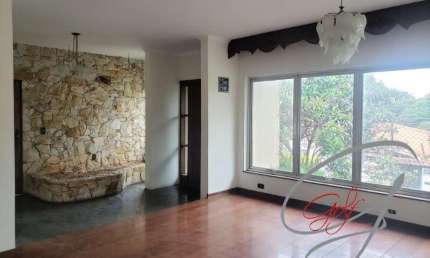 CASA TERREA,  VILA SAO FRANCISCO, COM PISCINA. 4 DORMITORIOS, 2 SUITES.