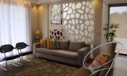 EXCELENTE CASA EM CONDOMINIO LAGO DO SOL, COTIA. 3 SUITES. AC 350 M2. PERSIANAS  ELETRICAS. PISCINA