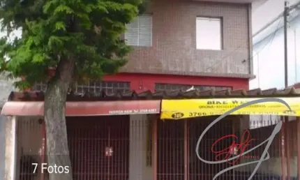 Duas casas e dois salões - jaguaré ideal para renda.