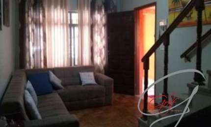 Casa Sobrado residencial para Venda em Jardim Líbano, São Paulo, sendo 3 dormitórios, 1 sala ampla, 2 banheiros, 1 vaga coberta na garagem.