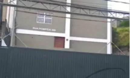 Área de fábrica- 538 m² - Pé direito - 9 m - Escritório- 269,24 m² - Área Frontal - 150 m Estacionamento