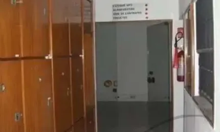 Galpão a Venda em Presidente Altino com 11 salas, próximo da Estação de trem. Osasco