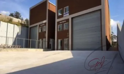 Barracão / Galpão / Depósito à venda na Rua Tupi, 42, Jardim Jurupari (Fazendinha), Santana de Parnaíba