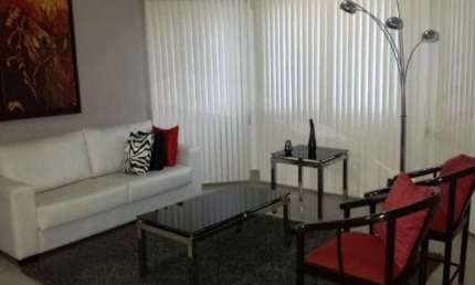 Casa com 4 quartos à venda na Rua Apkar Cholakian, 35, Parque dos Príncipes, Osasco, 420 m2 por R$ 1.800.000