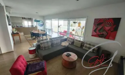 VENHA SE ENCANTAR COM ESTE ESPETACULAR APARTAMENTO DE 187M², COM ACABAMENTO IMPECÁVEL E UMA VISTA PRIVILEGIADA PARA O CAMPO DE GOLF DE SÃO FRANCISCO.