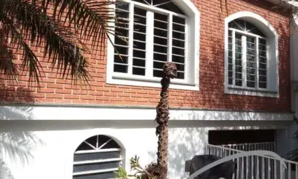 Casa com 3 quartos à venda na Rua Núncio Petrella, 183, Vila São Francisco, São Paulo