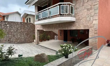 CASA COM 4 DORMS E 5 VAGAS PARA VENDA NO PARQUE DOS PRINCIPES, SÃO PAULO.