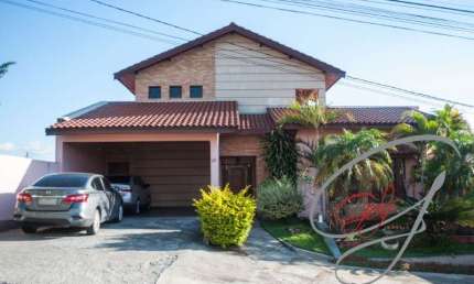 Casa em Condomínio fechado à Venda em Sorocaba-SP, 3 Quartos, 1 Suíte, 3 Salas, 2 Banheiros, 4 Vagas, 268m².