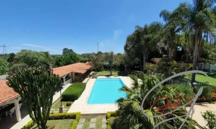 Chácara à venda em Ibiúna-SP no Recreio: 7 quartos, 7 suítes, 3 salas, 9 banheiros, 8 vagas de garagem, 2.100m² de área
