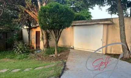 Casa sobrado 2 dormitórios, área útil 156m2, área do terreno 450m2, jaguaré sp edícula, quintal.