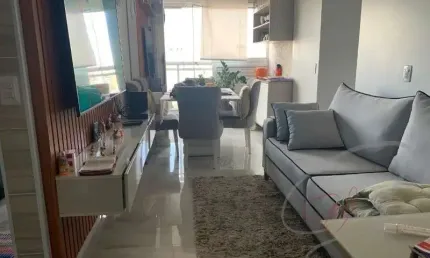 Apartamento à venda no Jardim das Flores, em Osasco, com 2 dormitórios, 1 suite, 2 salas, 2 banheiros, vagas para 2 autos e 1 moto, com 57 m².