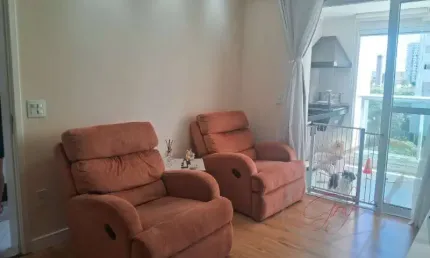Apartamento à venda no Centro de Osasco-SP: 3 quartos, 1 suíte, 2 salas, 2 banheiros, 2 vagas de garagem, 90 m².