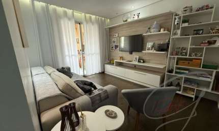Apartamento à venda na Bela Vista, Osasco-SP: 3 quartos, 1 suíte, 3 salas, 3 banheiros, 2 vagas de garagem, 82m².