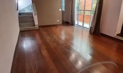 LINDA CASA , ÓTIMA LOCALIZAÇÃO!150 METROS COM 4 QUARTOS,SALA , COZINHA , 2 VAGAS NA VILA SÃO FRANCISCO