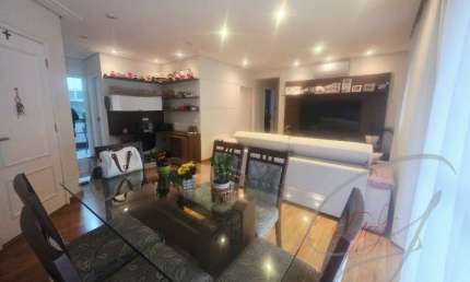 Apartamento, 90 m² com 3 dormitórios, sendo 1 suíte, sala ampliada com varanda, lavabo, 2 banheiros, e 2 vagas( tamanho G) cobertas demarcadas.