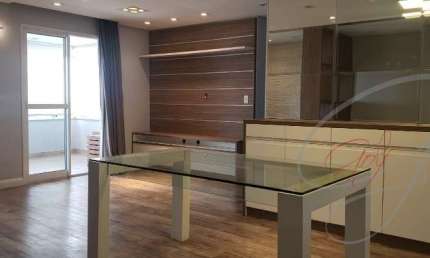 Apartamento com 3 dormitórios e 2 suítes com 2 vagas demarcadas