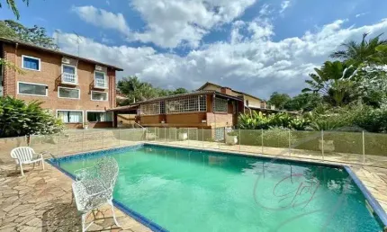 Casa residencial para venda granja viana, cotia 5 dormitórios sendo 5 suítes, 3 salas, 6 banheiros, 6 vagas 650,00 m² construída, 1.053,00 m² terreno