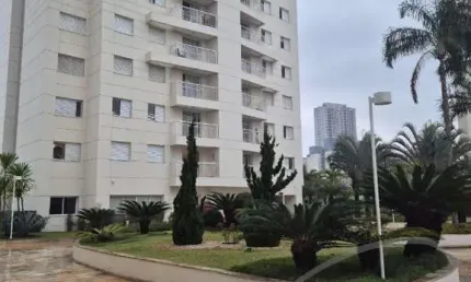 Apartamento para venda , na Vila São Francisco. Totalmente reformado com: 2 quartos, 1 suíte, 2 salas, 2 banheiros, 2 vagas de garagem, 82m² de área!