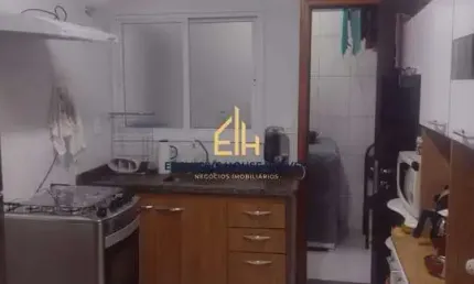 Casa à venda com 150m², 3 dormitórios, 1 suíte, 1 sala e 2 vagas no homero thorn