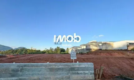Terreno com 1.159m² de área total, jaraguá esquerdo