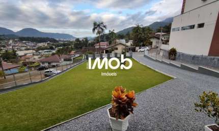 Casa semimobiliada com 3 dormitórios, Barra do Rio Molha