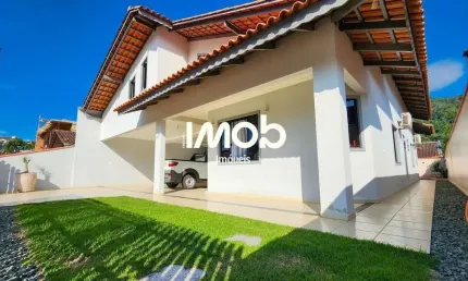 Casa semimobiliada com 1 suíte + 2 quartos, Jaraguá Esquerdo