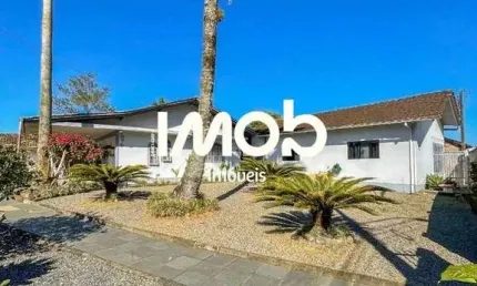 Casa com 1 Suíte + 3 Quartos, Bairro Imigrantes - Guaramirim