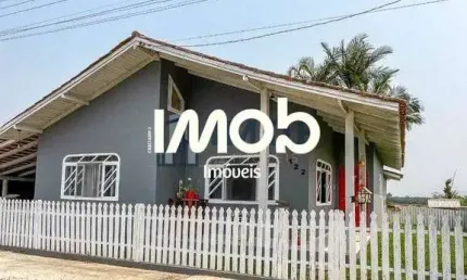 Casa com 3 quartos e piscina, Escolinha - Guaramirim