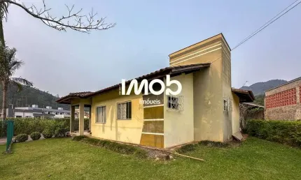 Casa com 1 suíte + 2 quartos, Amizade em Jaraguá do Sul