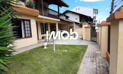 Casa com 4 quartos à venda no Água Verde, Jaraguá do Sul 