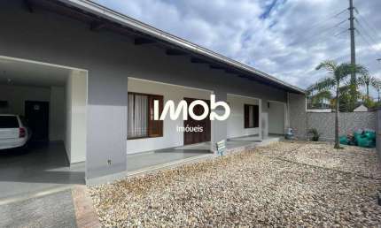 Casa com 4 quartos à venda no São Luís, Jaraguá do Sul 
