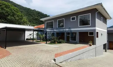 Casa em Condomínio para Venda em Teresópolis, Comary, 3 dormitórios, 2 suítes, 3 banheiros, 2 vagas