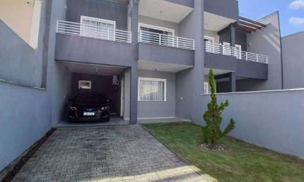 Sobrado com 3 dormitórios à venda, 110 m² por R$ 690.000,00 - Itajuba - Barra Velha/SC