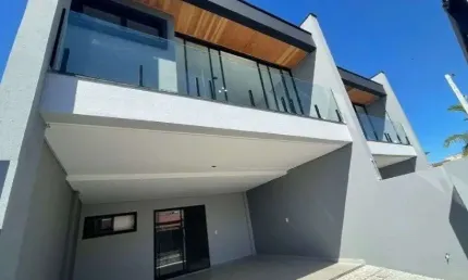 Sobrado com 3 dormitórios à venda, 147 m² por R$ 930.000,50 - Itacolomi - Balneário Piçarras/SC