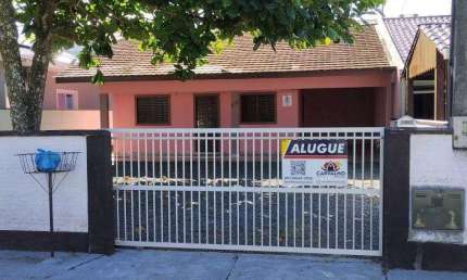 Casa com 4 Dormitórios e Amplo Terreno – Locação Anual no Bairro Itajuba, Barra Velha