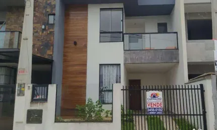 Sobrado Geminado com 3 Dormitórios – Bairro Itacolomi, Balneário Piçarras