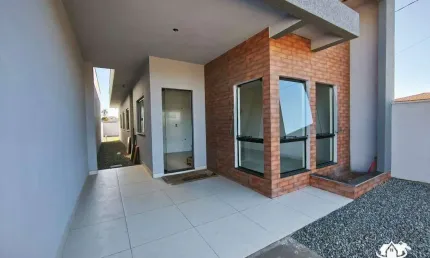 Casa térrea com 3 dormitórios, suíte e quintal amplo no bairro itajuba em barra velha