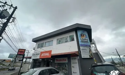 Sala comercial com 50m² e recepção em frente à milium – centro de barra velha