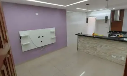 Casa com 2 quartos para alugar na Avenida Ministro Marcos Freire, 5124, Vila Antártica, Praia Grande por R$ 2.400