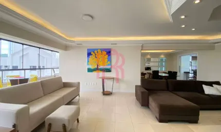 Locação anual de apartamento na quadra do mar, mobiliado e equipado em BC