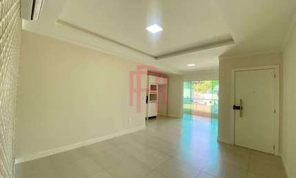 Apartamento, 02 dormitórios para locação anual em Balneário Camboriú