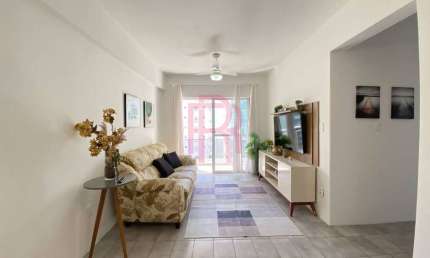 Apartamento, 02 dormitórios, mobiliado para locação anual em BC!