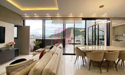 Cobertura Duplex à venda no bairro da Barra em Balneário Camboriú
