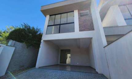 Sobrado com 3 dormitórios à venda, 141 m² - Velha - Blumenau/SC