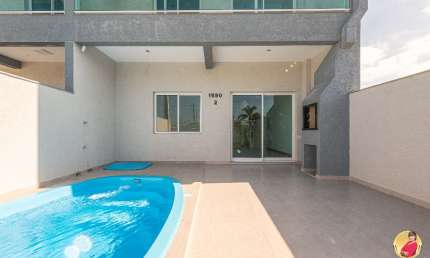 Sobrado para venda com 92 metros quadrados com 3 quartos em Balneário Coroados - Guaratuba - PR