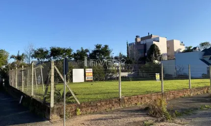 Terreno de esquina medindo 15x35, plano, muito bem localizado, posição norte/les