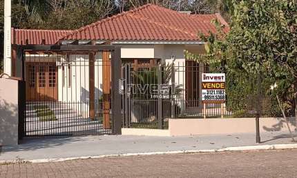 Casa com 3 quartos à venda na Rua Tiradentes, 1234, Centro, Vera Cruz