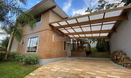CASA COM 03 DORMITÓRIOS (1 SUITE) COM 202 M2, NO BAIRRO JARDIM EUROPA, EM SANTA