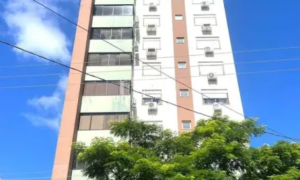 Apartamento 02 dormitórios semimobiliado com ampla sacada no Centro de Santa Cru