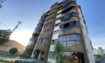 APARTAMENTO AMPLO COM 02 DORMITÓRIOS PREDIO COM ELEVADOR NO CENTRO DE SANTA CRUZ
